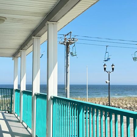 סי-סייד הייטס Boardwalk Sand & Surf Beach Hotel Oceanfront מראה חיצוני תמונה